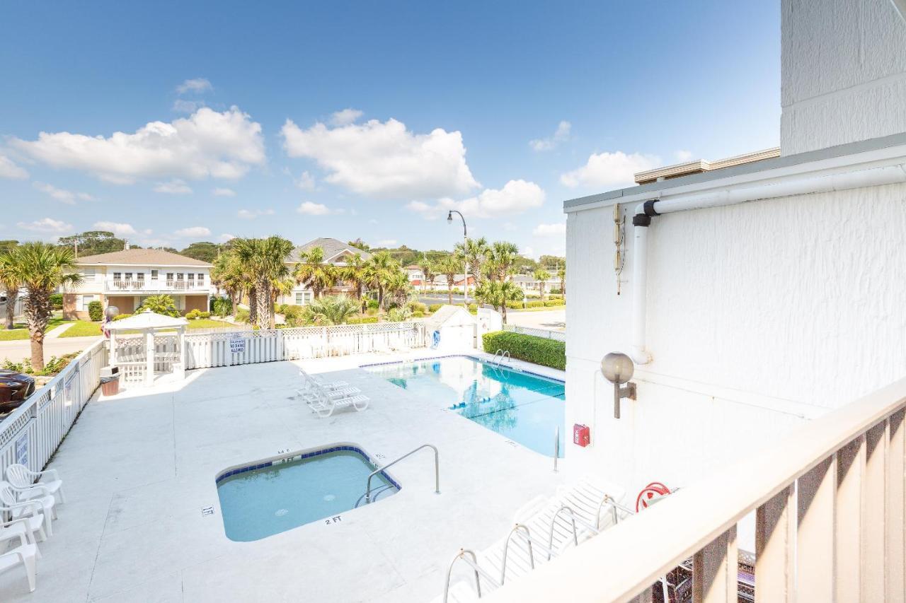 Ocean Towers Resort Atlantic Beach Exterior foto