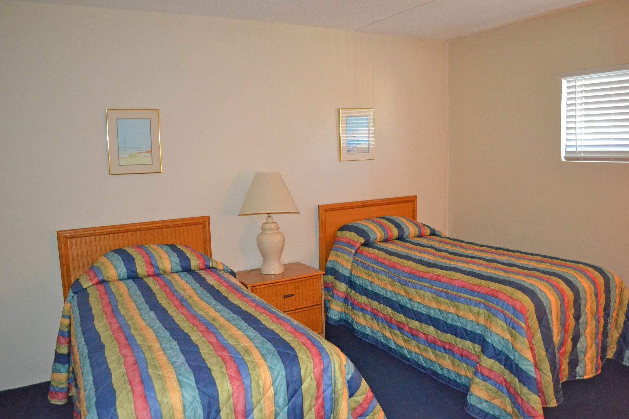 Ocean Towers Resort Atlantic Beach Exterior foto