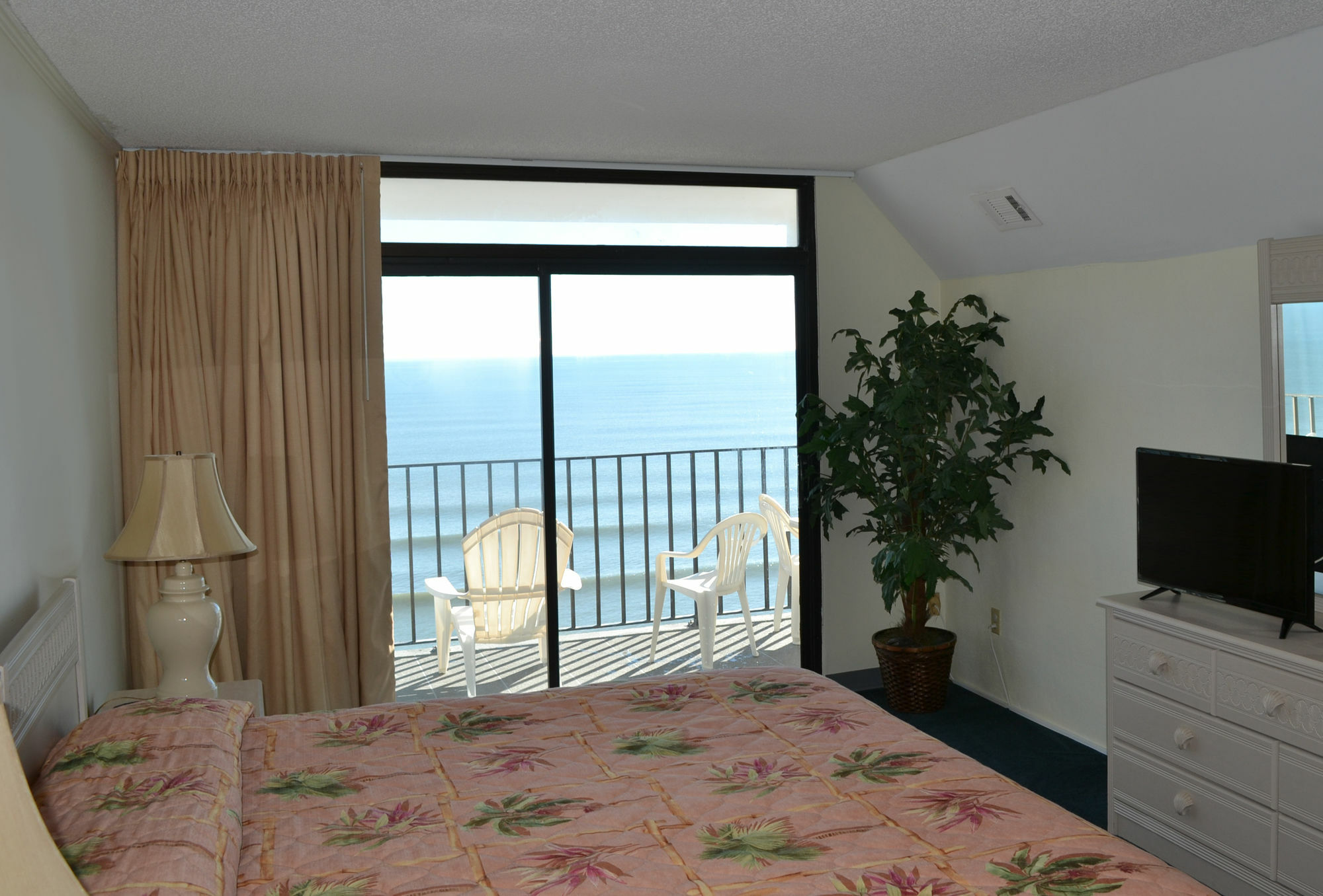 Ocean Towers Resort Atlantic Beach Exterior foto